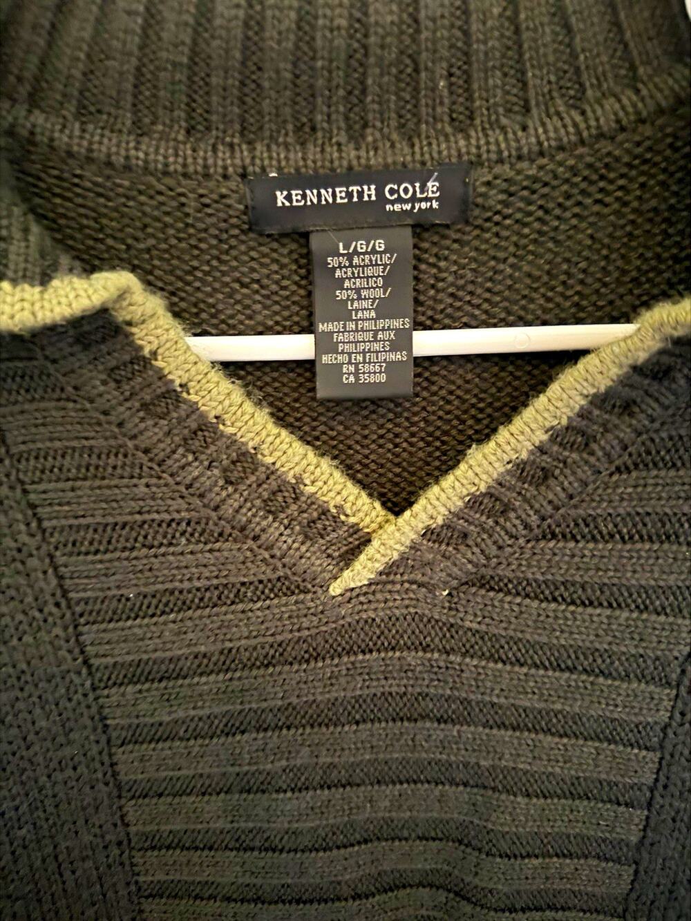 Kenneth Cole Men’s L V-Neck Ribbed Knit Pullover Sweater Black/Gray Solid